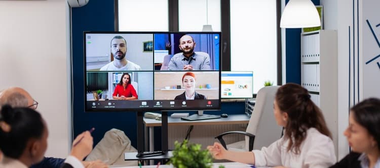 Leading and Managing Virtual Teams